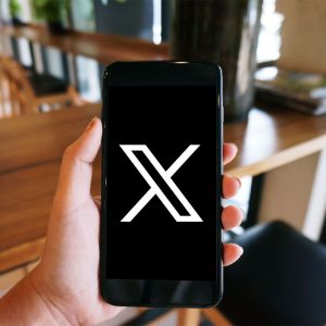 X.com 推文数据爬取服务